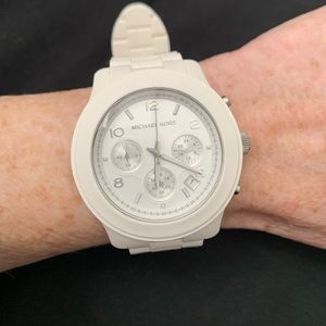 Chronograph Quartz White Dial Ladies Watch
MK5292